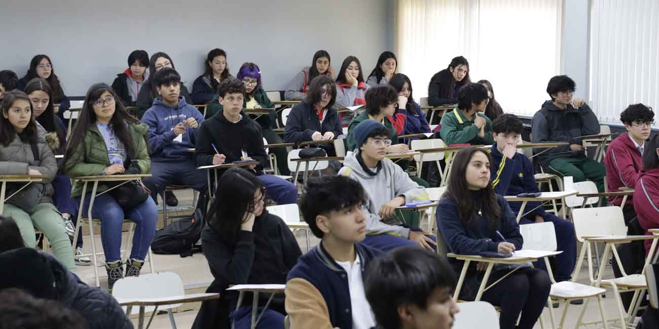 Exitosa participación en las XXXIV Olimpiadas Regionales de Física
